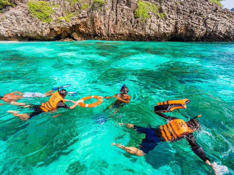 Phi Phi Bamboo by Speed Boat