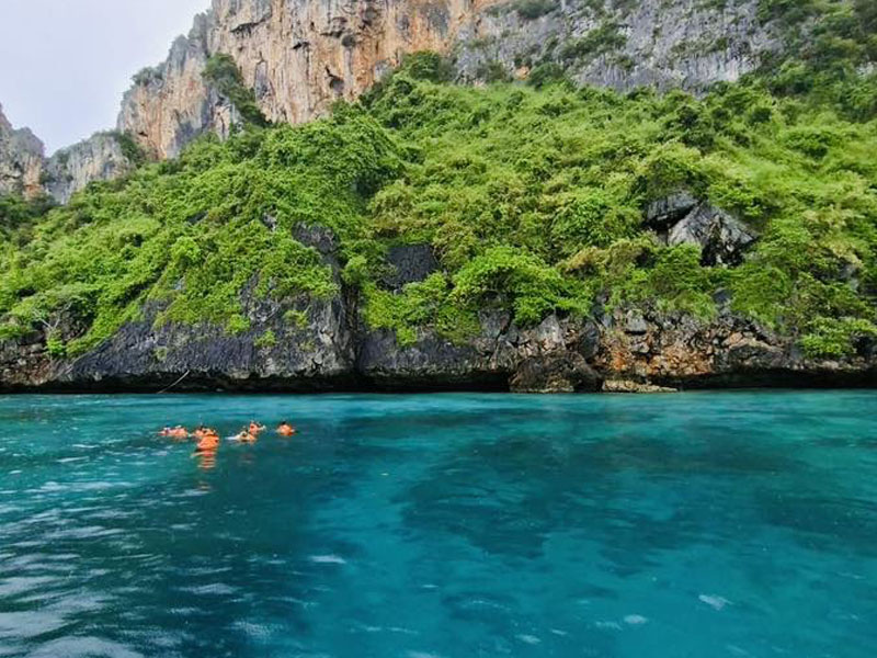 Raya & Coral Islands by  speed boat