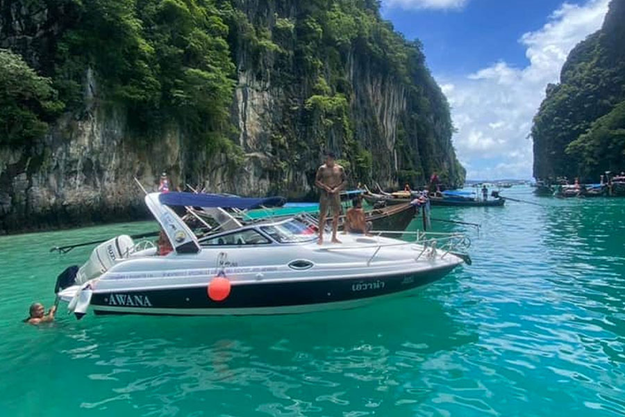 Phuket Luxury Speed Boat Charters Max 3 Pax