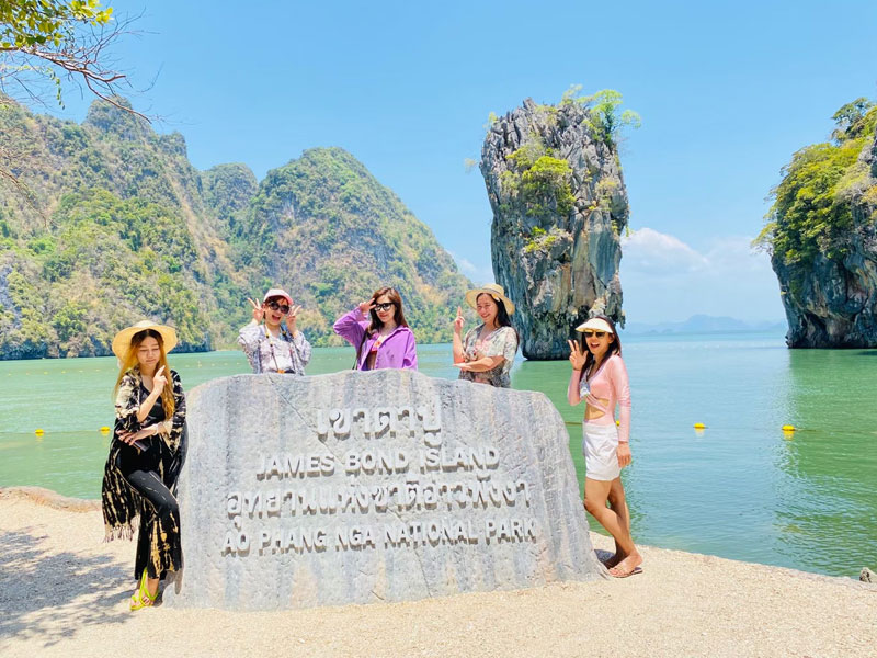 Private Catamaran Yacht to Phang Nga Bay